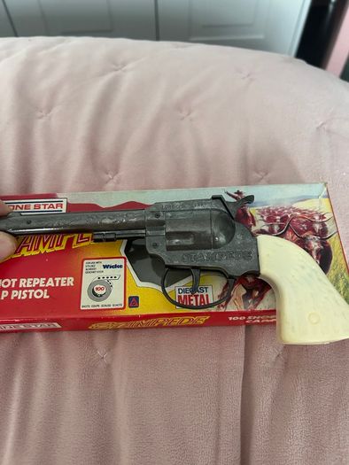 Lone star cowboy toy gun