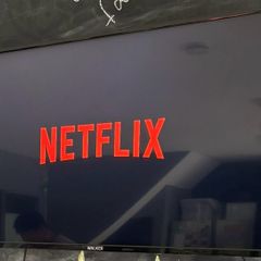Walker 43 Smart TV
