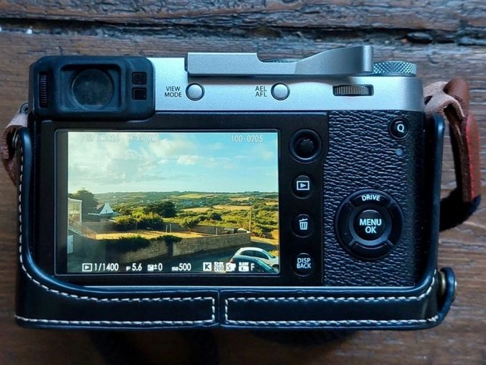 Fujifilm x100F + Extras