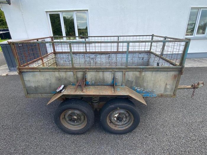 Trailer
