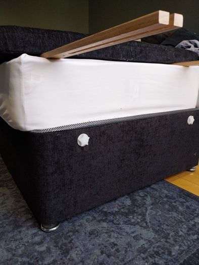 Single black divan bed with 2 drawers, mattress and headboard