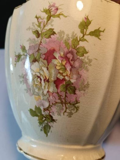 Fabolous Hand painted Victorian Stoneware Biscuit Barrel