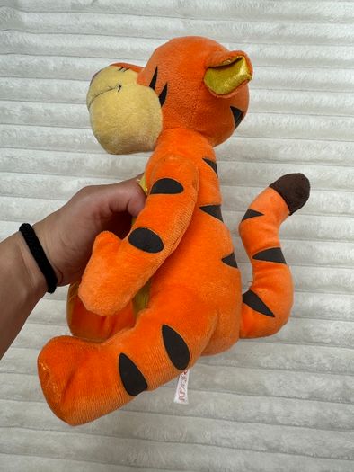 Disney TY Tigger Sparkle Plush approx. 10 Used Please see pictures