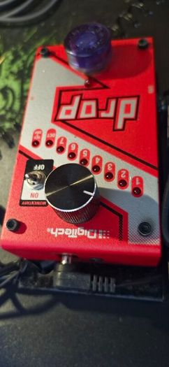 Digitech Drop | Polyphonic Drop Tune Guitar Pedal