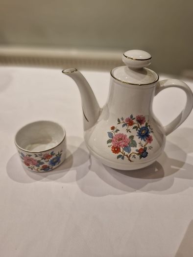Vintage Alfred Meakin floral tea set