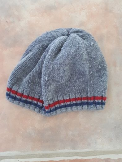 Dunnes Stores woollen jumper&matching hat
