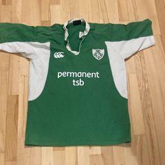 Irish Rugby 2005 Jersey ( Good Condition)