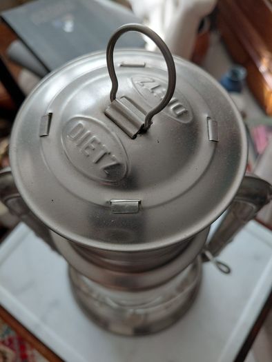 Vintage Dietz no 90 lantern