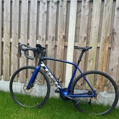 TREK Road Bike Emonda SL 5 Shimano 105 Disc Road Bike 2023, Size 56cm