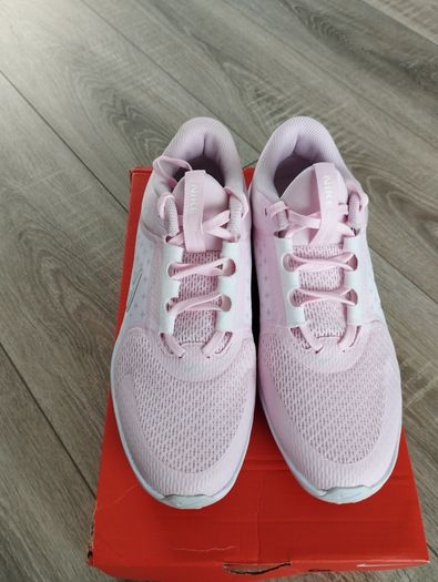Nike Trainers UK Size 5.5