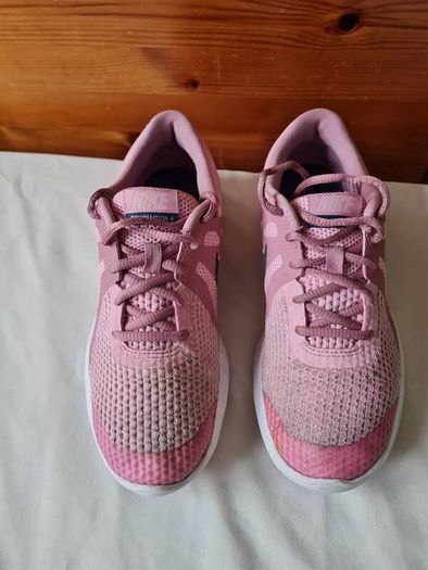 2019 nike revolution 4 pink Size 4.5 eu 37.5 in excellent condition
