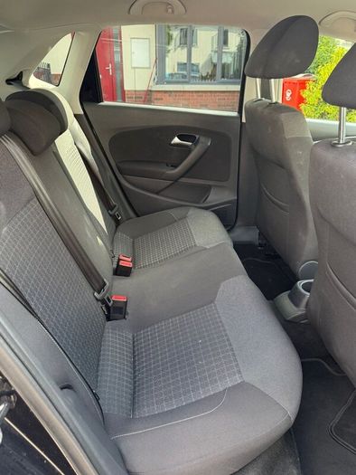 Volkswagen Polo 2016 Automatic TSI Blue Motion