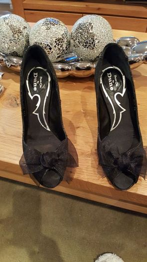 Black dune peep toe shoes