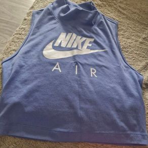 Top Nike