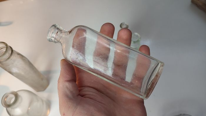 162 - Set of 5 Vintage Clear Glass Decorative Collectible Cork Top Bottles