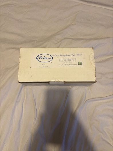 Peluso R14 ribbon microphone