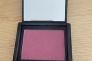 Mars blusher in Mata Hari