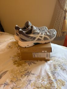 Asics nearly new