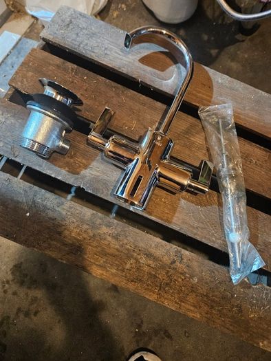Chrome basin mixer taps