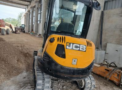 JCB 8026 CTS Excavator For Sale