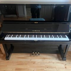 2025 Yamaha U3 piano
