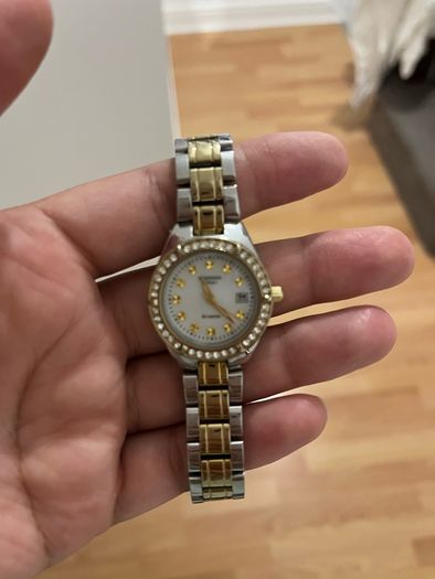 women watch