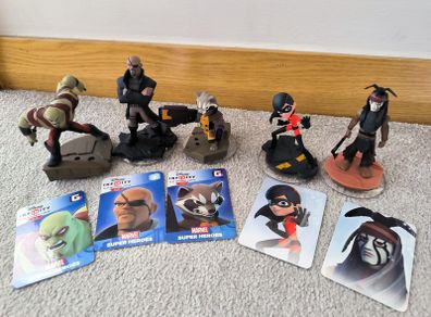 Infinity figures