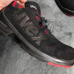 UVEX S3 safety boots