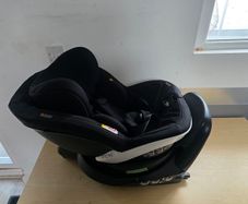 BeSave izi turn car seat.
