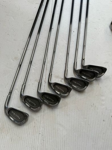 set golf clubs