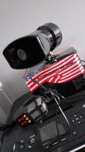 BRAND NEW Speakers 110DB Car Horn Siren Air Horn  Alarm Emergency Motorcycle 12V 60W Multi-tone & Claxon Horns