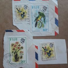 STAMPS  - Lot - Fiji - suit Crafting or Collecting