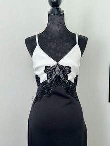 Brand New Stunning Ladies Black & White Dress from Lipsy. Size UK 10 / EU 38