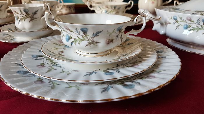 47 Piece Royal Albert Brigadoon Pattern Bone China Gold Gilt Dinner And Tea Service / Set For 5 Person Setting Made In England