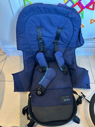 Cybex Priam buggy with 2 in 1 light seat