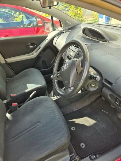 Toyota Yaris 1.3L 2010