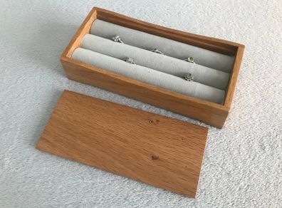 Ring storage box - Oak