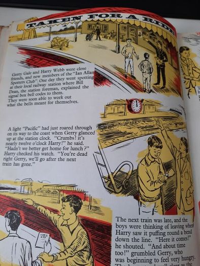 Vintage 1970s Ian Allan Book of Trains Hardback,  Flying Scotsman Cover