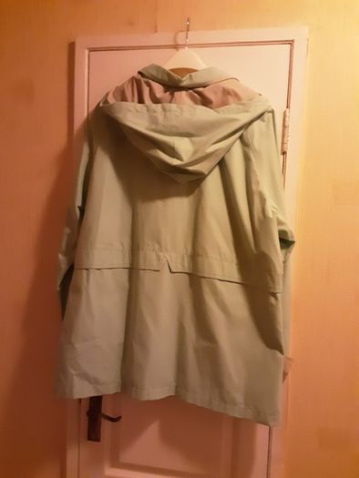 Hooded Jacket from Debenhams   Size: 20 UK .. 48 EU  ..  Colour: Pastel Green/Final Price Drop