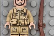 Lego compatible, military figures, British infantry. 15 figures plus rifles.