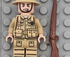 Lego compatible, military figures, British infantry. 15 figures plus rifles.