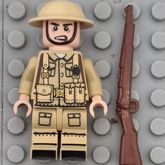 Lego compatible, military figures, British infantry. 15 figures plus rifles.