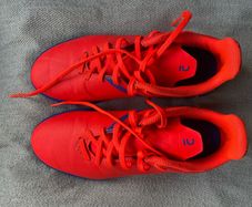 kipsta football boots