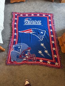 Vintage New England Patriots Woven Throw Blanket / Tapestry