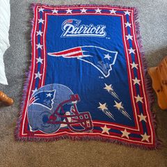 Vintage New England Patriots Woven Throw Blanket / Tapestry
