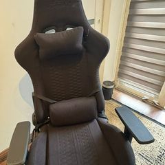 gaming chair