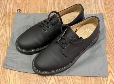Solovair Gibson shoes in men's UK 6