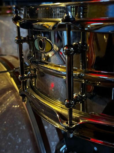 Ludwig Supralite 15"x5"
