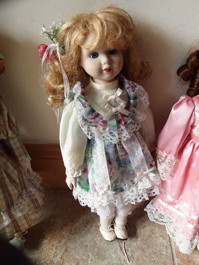 porcelain dolls