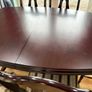 Extendable table and six chairs Image 5
